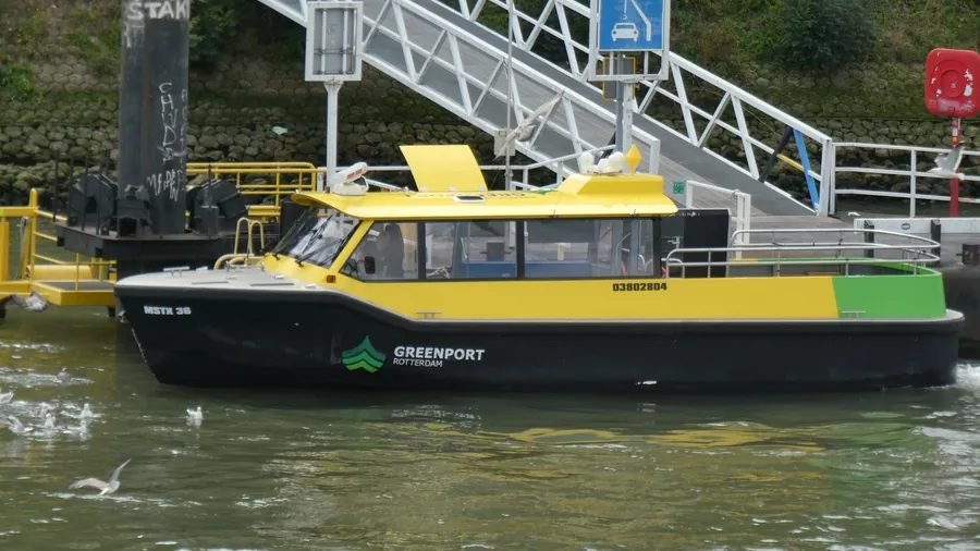Watertaxi & Hotel New York, Rotterdam Watertaxi & Hotel New York, Rotterdam